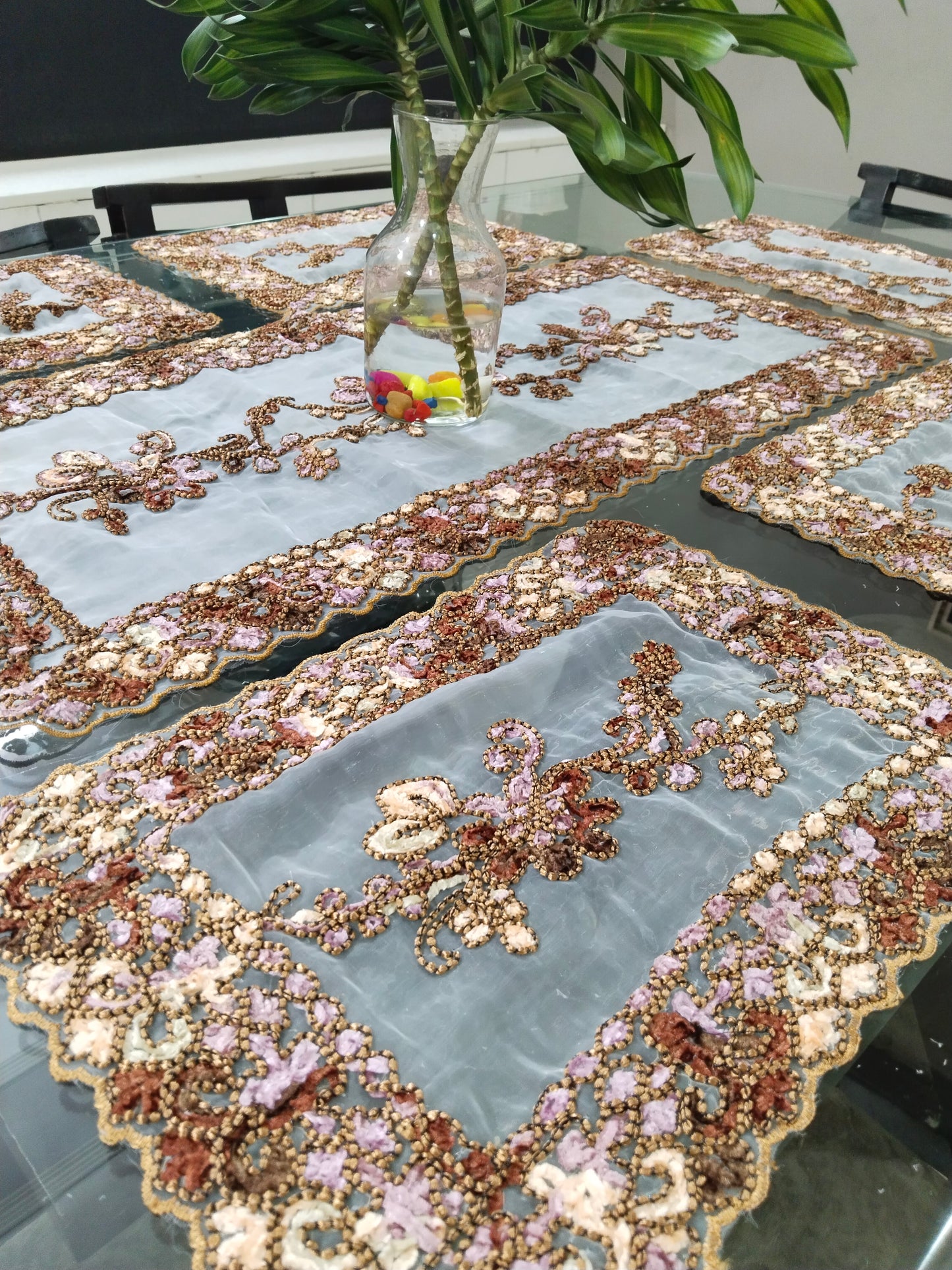 Tissue Rectangle Table Mats With Runner (6+1)
