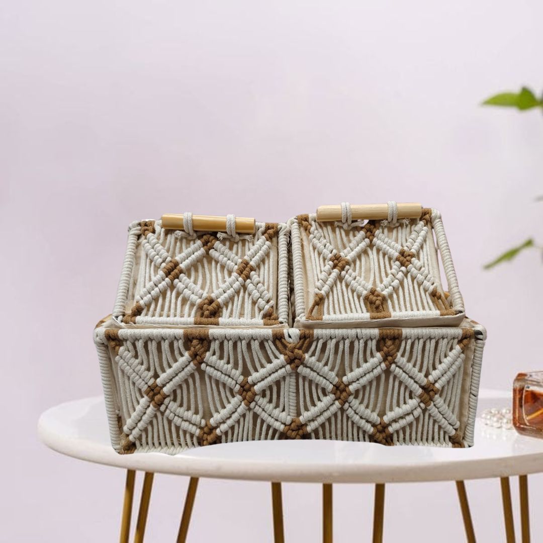 his is a stylish twin-lid woven storage box with a macramé design in beige and brown tones. It features wooden handles and a boho aesthetic—great for organizing while adding a decorative touch!