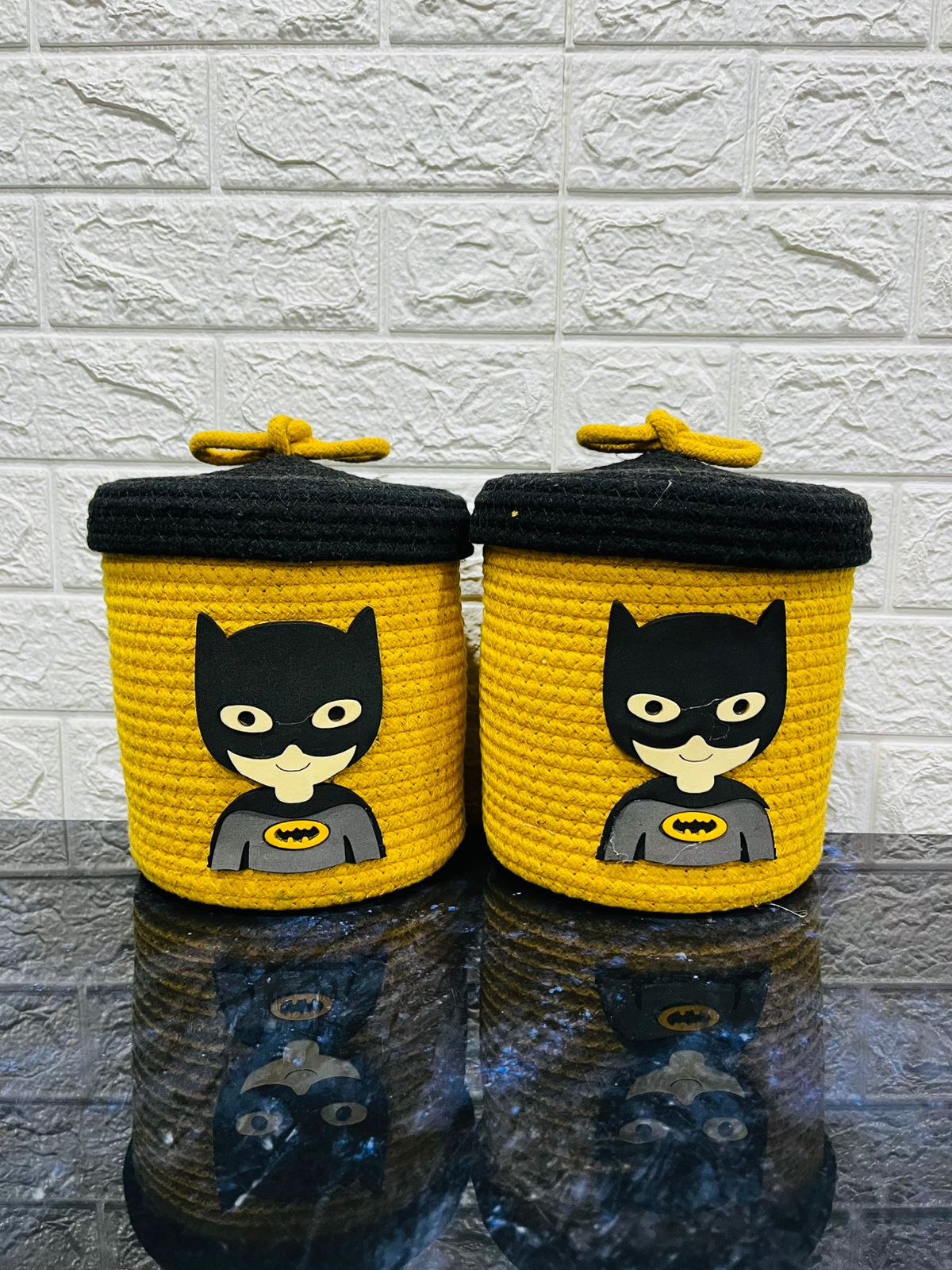 Small animal face Basket wid lid