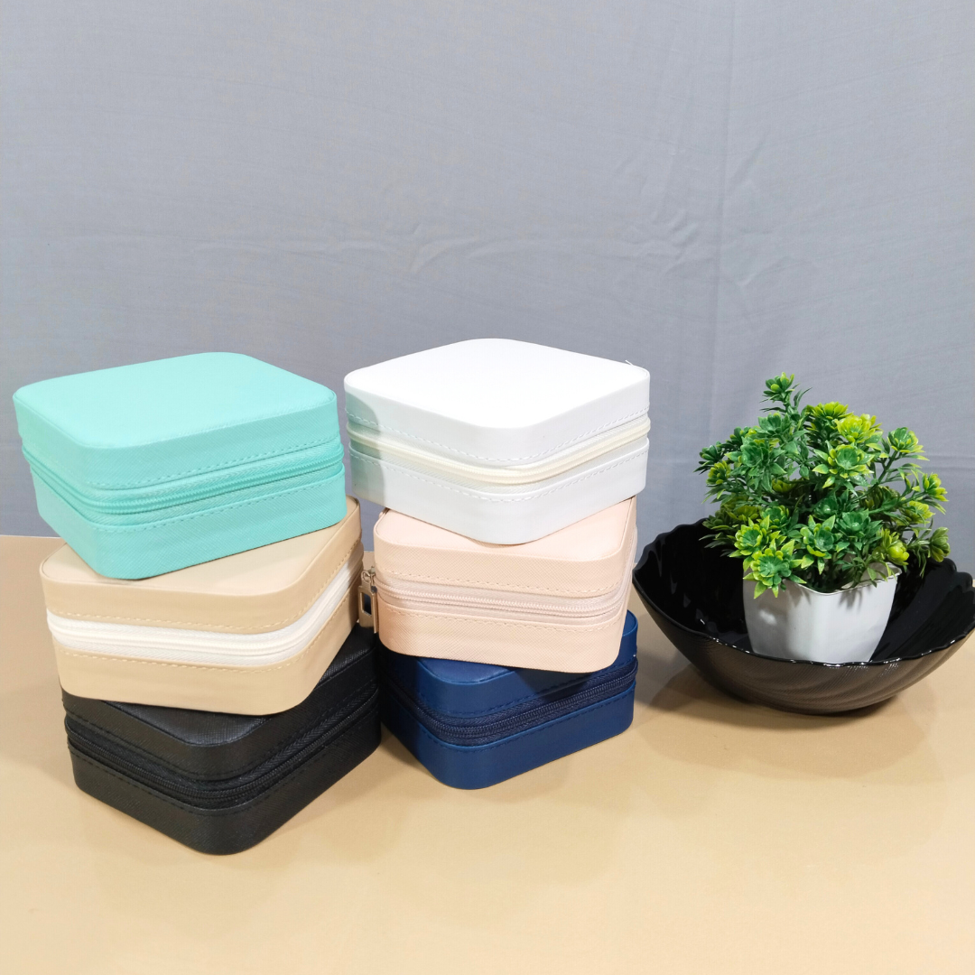 mini-jeweller-kit-with-inside-mirror-6-colours