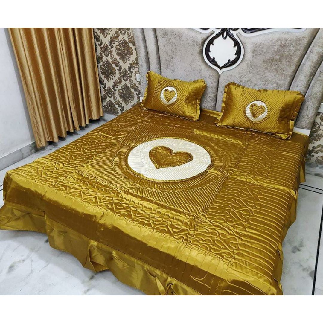 loomsmith-satin-heart-bedsheet-with-two-pillow-covers-heart-designed-in-center-gold-color