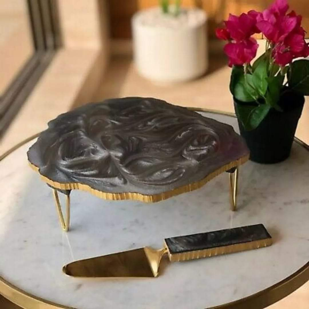 Resin Cake Platter with Server