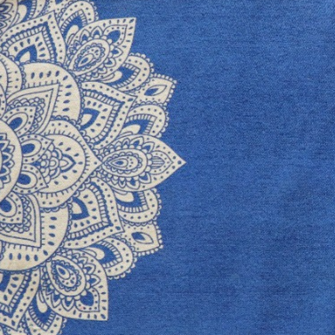 loomsmith-canvas-mandala-design-yoga-mat-hand-print-design-on sides-and-center-blue-color-close-view-design